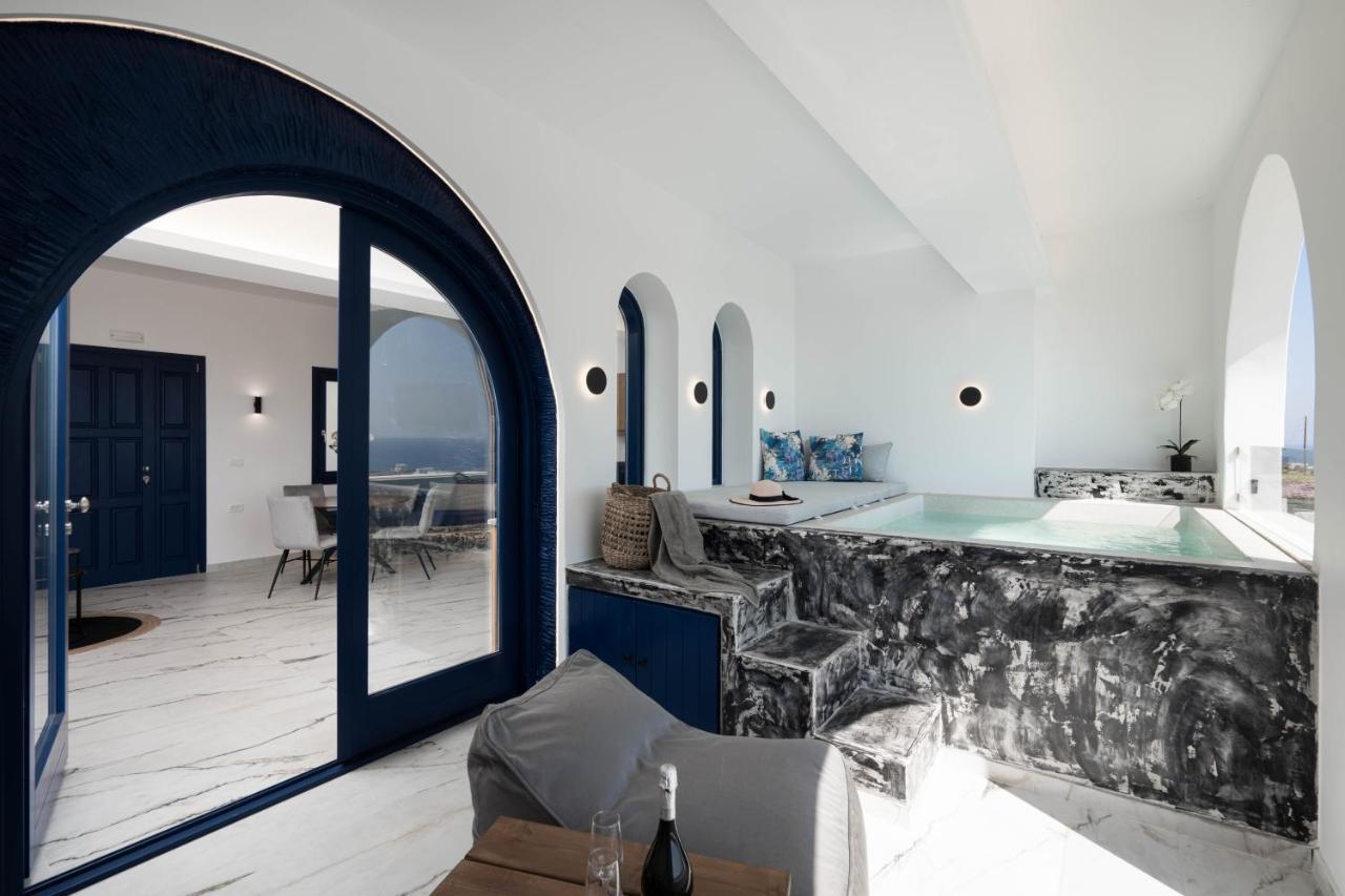 Amera Suites Fira  Exterior photo