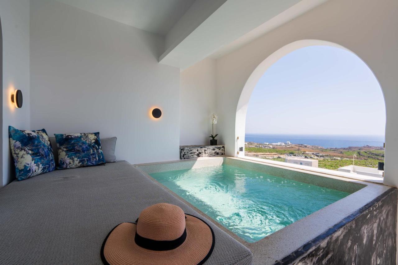 Amera Suites Fira  Exterior photo