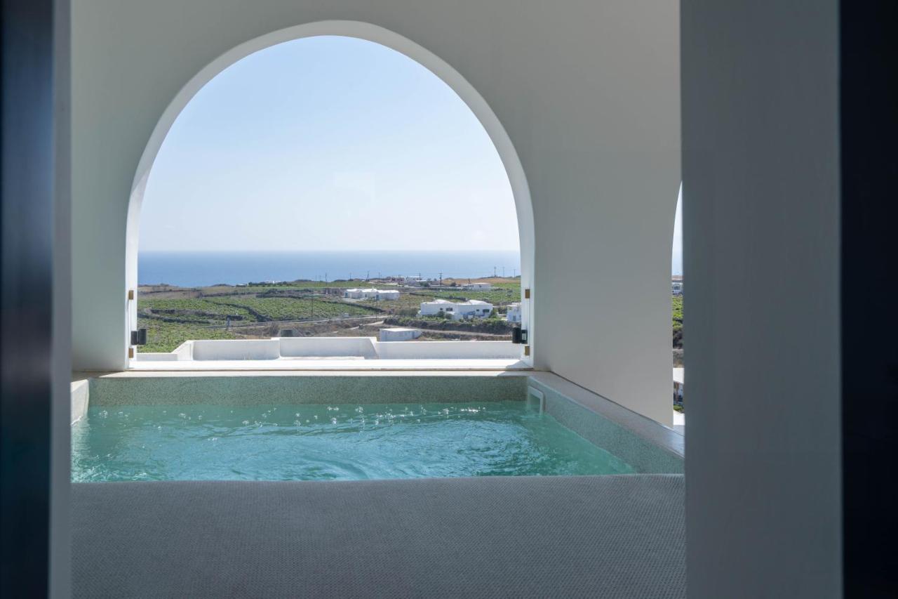 Amera Suites Fira  Exterior photo
